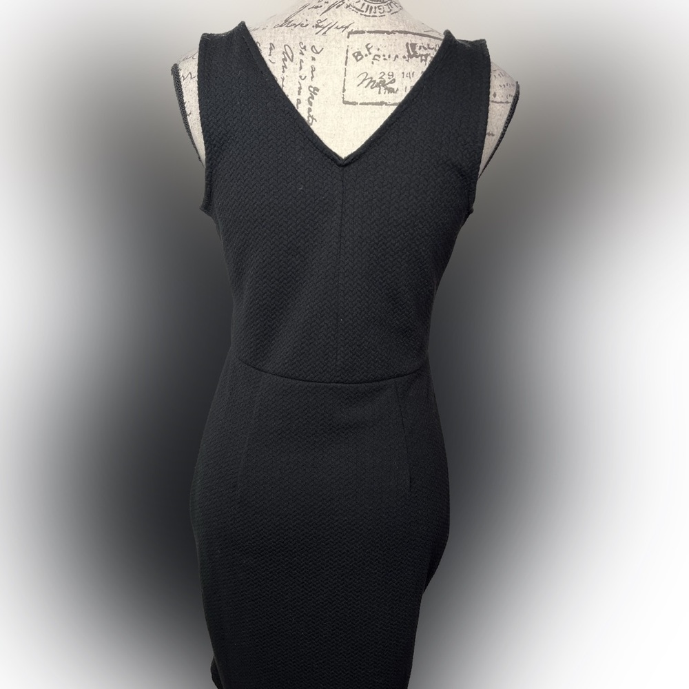 Jessica Simpson Sexy Little Black Dress - Picture 3 of 4